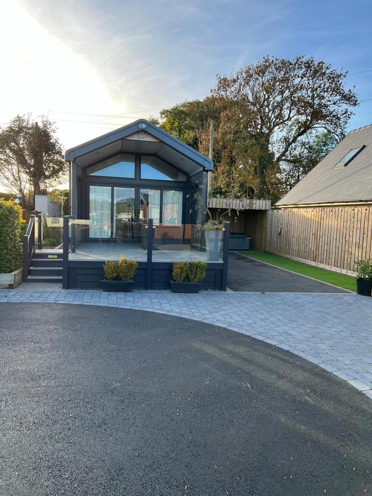 The Pods At Haulfryn Caravan Park Whitford Esterno foto